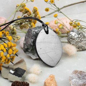 AUTHENTIC shungite pendant petal