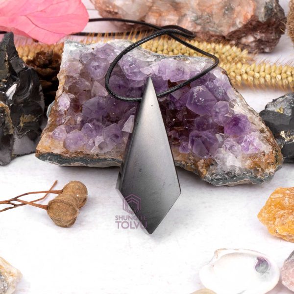 shungite Crystal pendant
